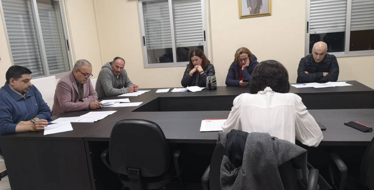 O alcalde dos Blancos non moveu un dedo na defensa das veciñas e veciños