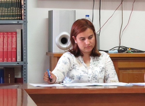 A alcaldesa de Rairiz cobrará 2000 euros ó mes por 25 horas semanais de xestión municipal