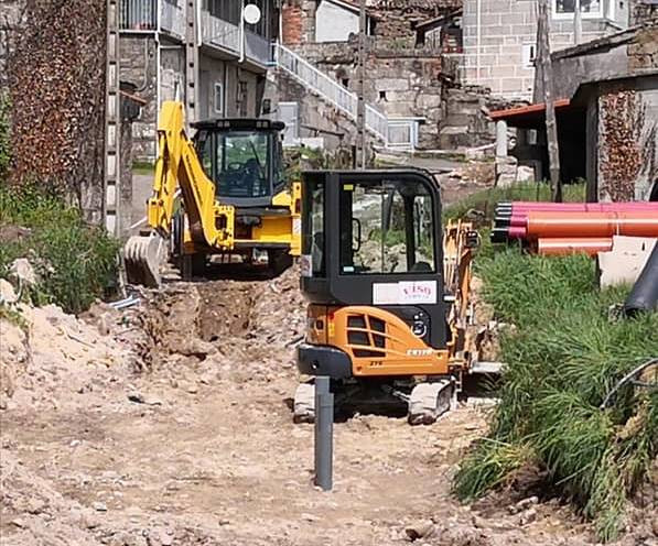 COMEZARON  AS OBRAS DA RÚA SOPENEDO EN VILARIÑO DAS POLDRAS