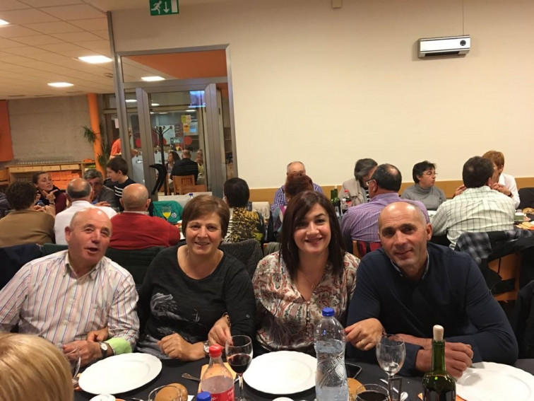 A Asociación de Mulleres Rurais da Raia celebra o seu magosto en Xinzo de Limia