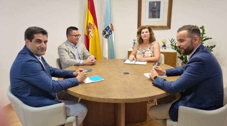 Susana Vazquez mantivo unha reunión de traballo co conselleiro de Medio Rural