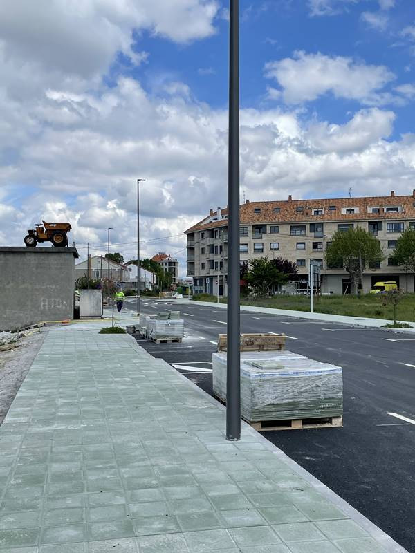 Dis que din que esta mañá as acusacións entre membros do goberno e oposición escoitábanse ao lonxe