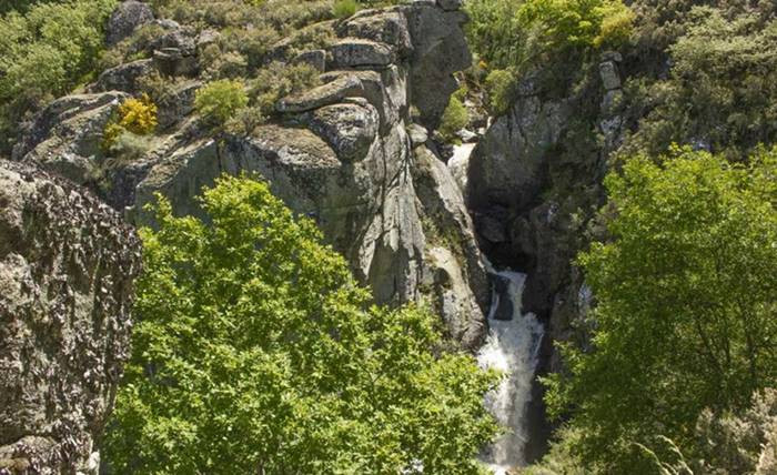 Porqueira estrea unha  nova  ruta turística
