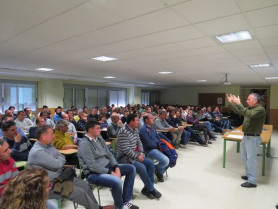 Máis de 120 produtores e almacenistas asistiron hoxe á xornada sobre o almacenamento e as pragas na pataca