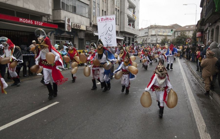 Máis de 400 persoas anotadas para o desfile martes