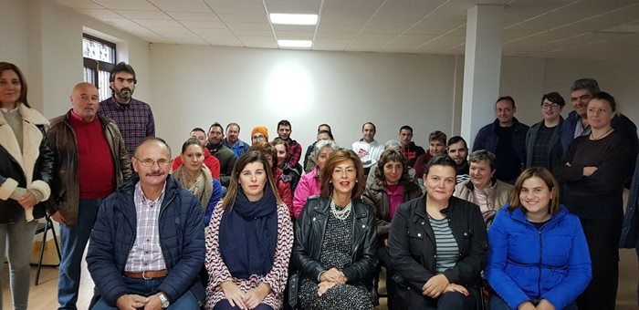 	A delegada territorial, Marisol Díaz Mouteira, participou na inauguración do taller ‘As Veigas III’ promovido pola agrupación de concellos de Porqueira, Calvos de Randín, Os Blancos e Rairiz de Veiga