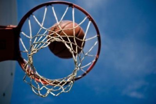 A Asociación Baloncesto Xinzo presenta equipos e nova directiva no Pavillón