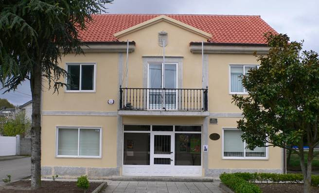 Isaac Alonso Estraviz, cederá a súa biblioteca ao concello de Trasmiras