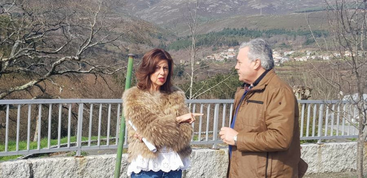 A delegada territorial en Ourense, Marisol Díaz Mouteira, visitou o concello de Lobeira