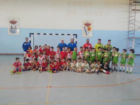 A tempada infantil de fútbol sala pechou co torneo chupete e infantil da Limia