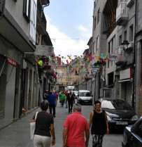 Música e bo tempo para festexar o San Roque no centro de Xinzo