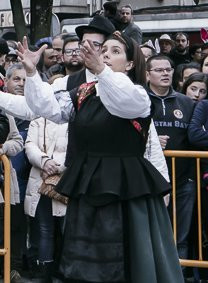 Dis que din que o teléfono de Adriana non parou de soar en todo o día