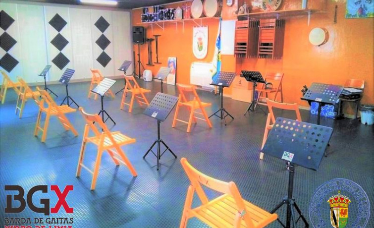 A alza de positivos en Xinzo , obriga a pechar as clases na Escola Municipal de Gaitas & Percusión