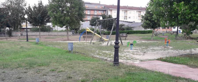 Malestar nos veciños da urbanización A DEVESA