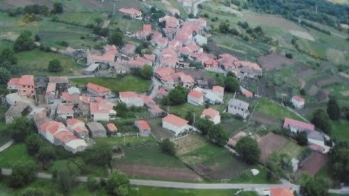 O Concello de Os Blancos tramita a construción dunha residencia de maiores