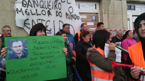 Os veciños de Baltar madrugaron para botarse á rúa