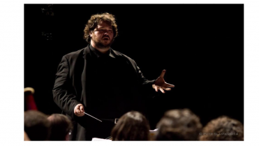 O mestre Andrea Loss visita o curso de Dirección de Banda da UNED en Xinzo