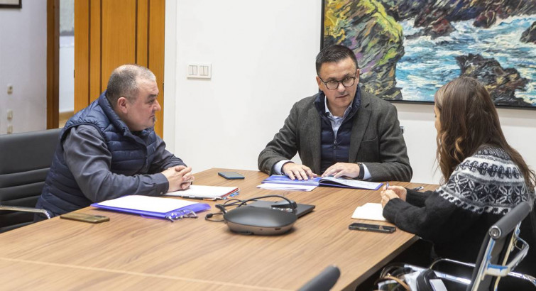 O conselleiro de Medio Rural recibiu a Felipe Traveso