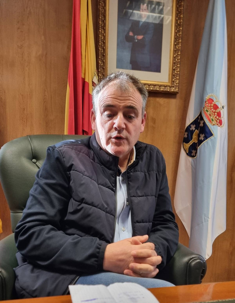 O custe da viaxe a Ecuador para o concello foi unha pantalla que levou de agasallo