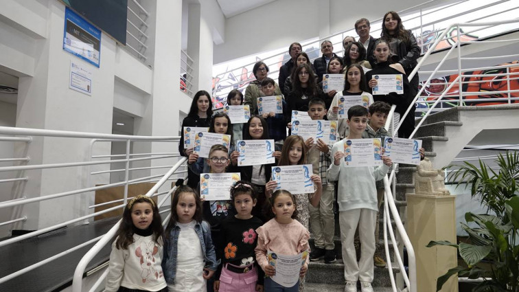 Día de entrega de diplomas dos concursos da Fundación Carlos Casares eo concello de Xinzo