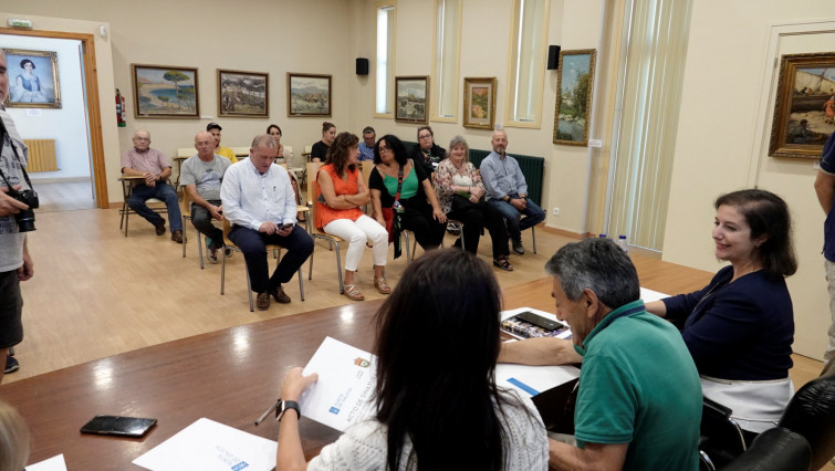 O concello de Baltar recibiu a visita da conselleira de Vivenda
