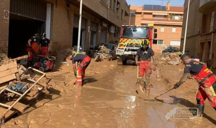 Os bombeiros lamentan a súa descoordinación nas intervencións trala DANA e urxen desbloquear a Lei que solventaría estas brechas de seguridade