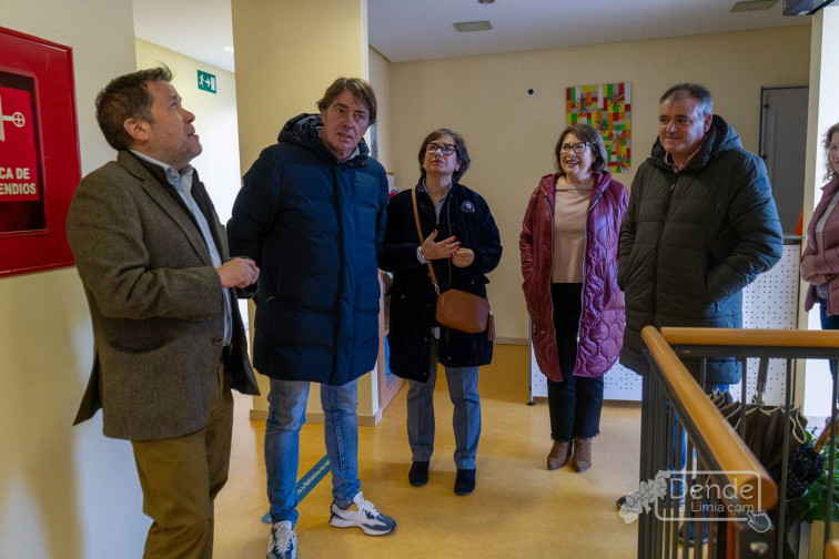 Visita institucional ao centro de día e na escola infantil