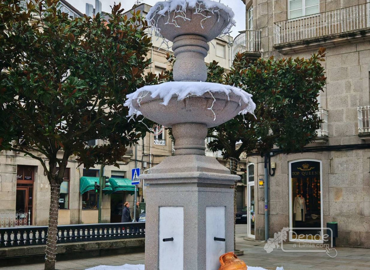 Queremos que a praza volva a ter unha fonte real?