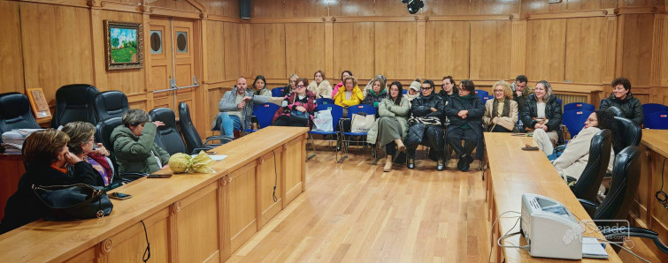 25.000 € en bonos póñense mañá a venda para consumir no comercio local