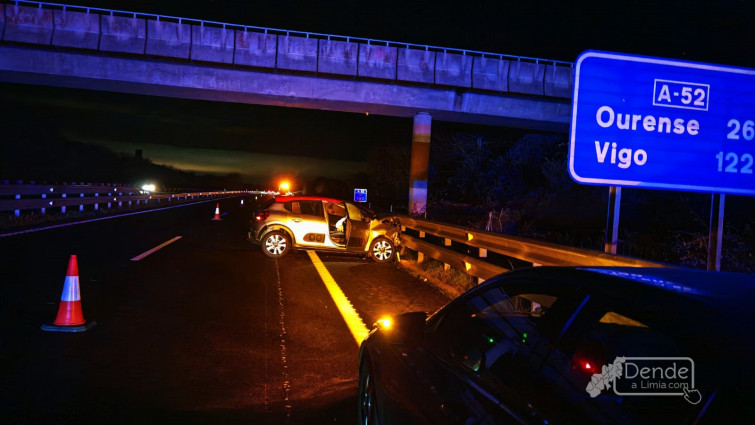 Accidente na A-52 a altura do concello de Sandiás