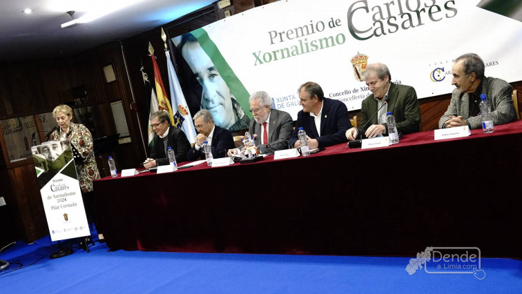 Pilar Cernuda recolleu en Xinzo o Carlos Casares de Xornalismo