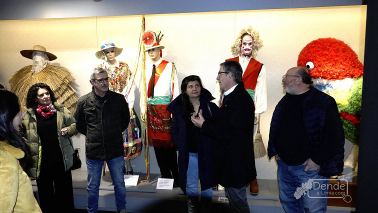 Dous novos traxes para o Museo do Entroido