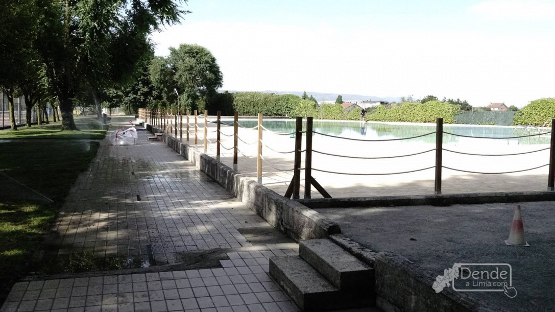 As piscinas abrirán o martes ás doce do mediodía