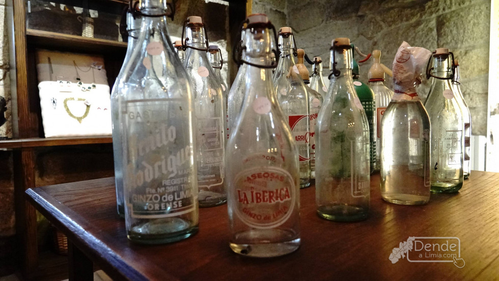 Festa homenaxe, con moitas burbullas no museo da Limia