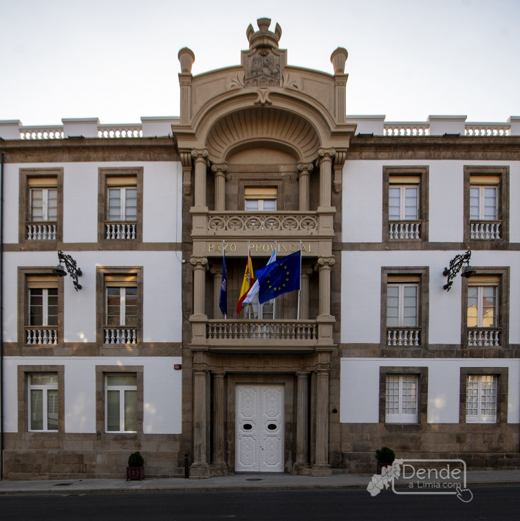 O Pazo Provincial loce unha renovada imaxe tralo remate das obras de restauración das fachadas do histórico inmoble