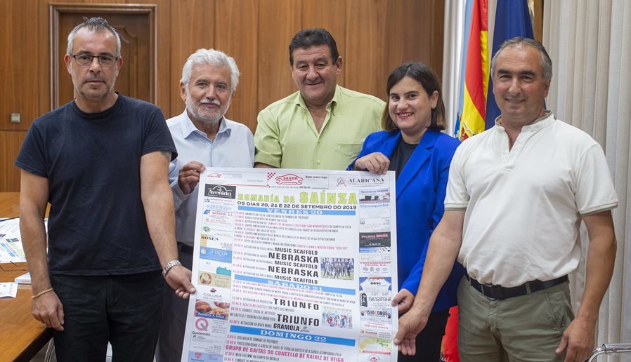 Presentación da Romaría da Sainza. Asisten Rosendo Fernández (VicePresidente Deputación), Asunción Morgade (Alcaldesa Rairiz de Veiga), Manuel Carnero (Concelleiro de Rairiz), Julio Dominguez (Presidente Asociación Amigos da Romaría da Sainza) e jose Antonio Alvarez (Organizador da romaría).