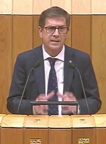 Carlos Gómez no parlamento2