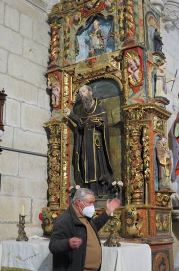 Retablo igrexa de Sandiás