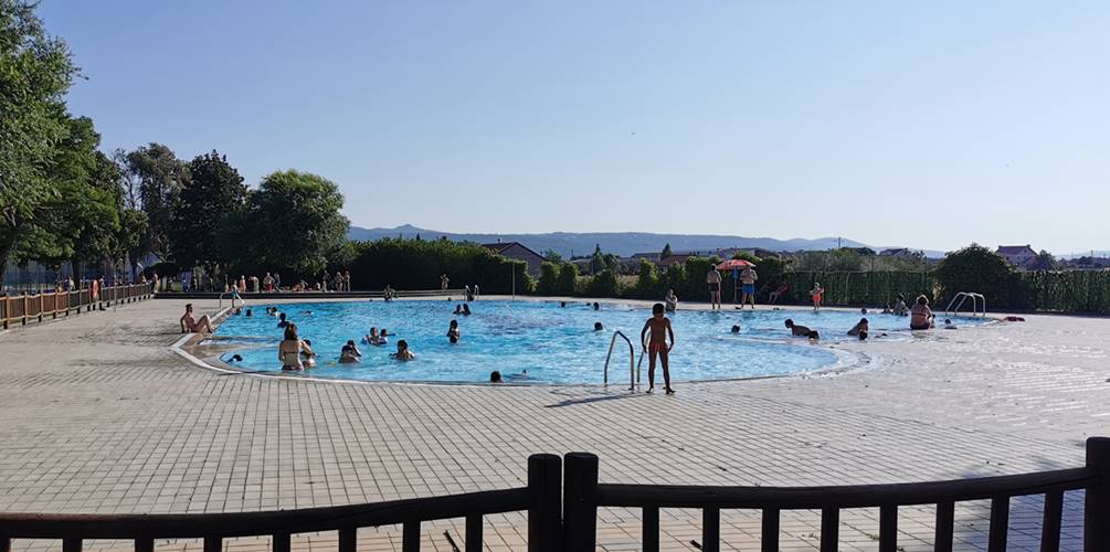 Panorámica piscinas veran 2021