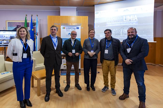 -10,30 horas: Apertura de Gastrolimia- O presidente da Deputación, Manuel Baltar, abre “Gastrolimia”, o encontro transfronteirizo ideado para visibilizar as tradicións culturais e gastronómicas arredor do río Limia -Lima. Nesta xornada participan o profesor da USC Manuel Gago; os blogueiros Alfonso López e Duarte Calvâo; a xerente de Galicia Calidade, Ana Méndez, e os cociñeiros Domingo González e Zé Carlos Castro. Lugar: Hotel Balneario Lobios Caldaria.