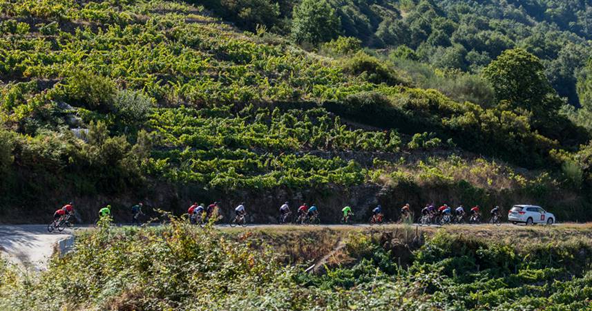 Imaxe da primeira edición da marcha cicloturista pola Ribeira Sacra organizada polo Inorde