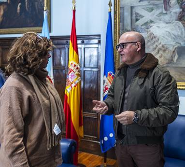 Reunión Manuel Baltar (Presidente da Deputación Ourense) con Susana Vázquez Dorado (Alcadesa do concello de Porqueira).