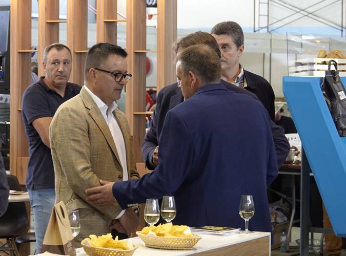 José González e Amador Díaz, no stand da IXP en ALIMAGRO 2023